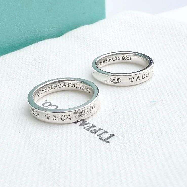 Anillo Tiffany 1837 T & Co Plata 925 En Caja Portadora